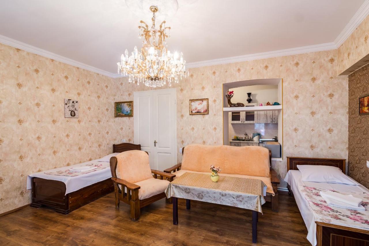 Apartment Qetooli ティビリシ エクステリア 写真